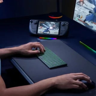 Razer Joro Portable Wireless Gaming Keyboard product image — product view 2