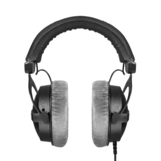 Beyerdynamic Dt 770 Pro 250 Ohm Over-ear Studio Headphones - Black product image — product view 3