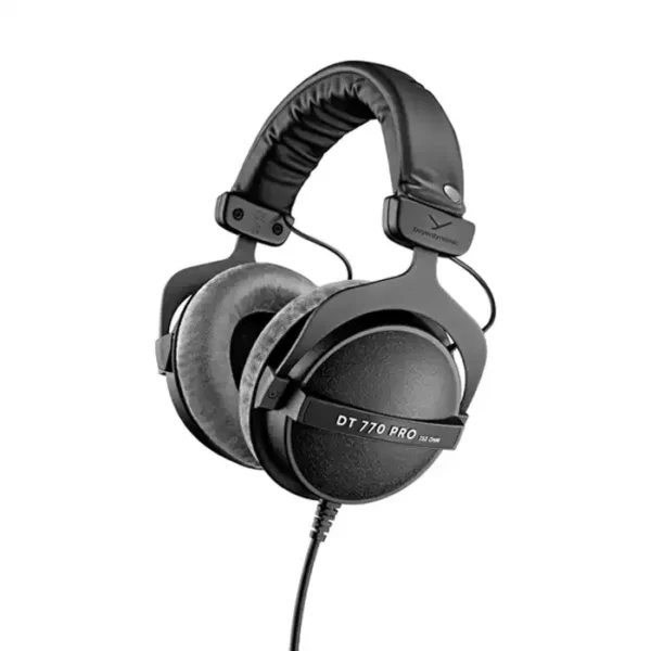 Beyerdynamic Dt 770 Pro 250 Ohm Over-ear Studio Headphones - Black product image